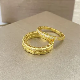 24ss Bvlgary Ring Classic Snake Bone Full Diamond Ring Temperament Girlfriend Gift Autumn New Cat's Eye Stone Ring 2023