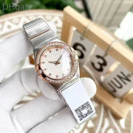 Relógio de quartzo feminino clássico AA 28 mm de aço inoxidável de alta qualidade clone brilho à prova d'água relógio com diamante incrustado
