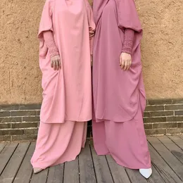 Etniska kläder ramadan muslimska kvinnor bönklänning Eid Jilbab Plain Abayas Khimar toppar kjol 2 stycke uppsättningar kvinnlig lång hijab mantel islam