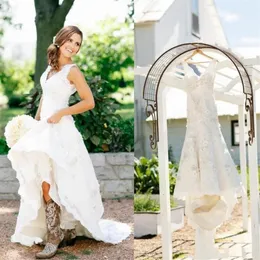 Rustykalne buty cowgirl koronkowe sukienki ślubne boho wiejskie sukienki ślubne aplikacje Suknie ślubne w stylu V-deterek bohemian ślubne suknie ślubne niestandardowe 2644