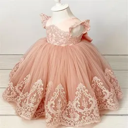 2021 erröten rosa Spitze Blumenmädchenkleider Ballkleid rückenfrei Vintage Lilttle Kinder Geburtstag Festzug Hochzeitskleider ZJ674275r