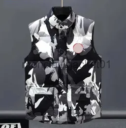 Mens Västar Mens Vest Designer Vests Jacket från Canadian Waistcoat Feather Material Loose Coat Graphite Grey Black and White Blue Trend Couple Gooses Coa J230915