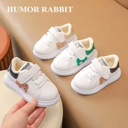 Athletic Outdoor Baby Bear Autumn Winter Sneakers Children White Shoes Girls Plus Cotton Wool Warm Kids Soft Sole Toddler Boys Board 230915