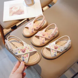 صنددة الأميرة للأطفال 2023 أحذية صيفية جديدة للأطفال في ريفية