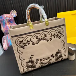 Italien Brand Classic Sunshine Luxury Designer Crossbody Bag Högkvalitativ kvinnor Camellia broderi axelväskor berömda romer dubbel bokstav ladeis handväska tygväska