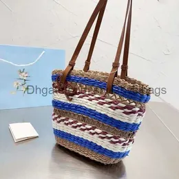 Totes Borse grandi di lusso Borse per la spesa Pieghevoli Borse in tessuto di paglia Designer Borsa a tracolla a tracolla Borse famose casual da spiaggia Borsa6