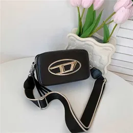 Verão nova moda bolsa de câmera feminina 2023 pequeno quadrado doce cor um ombro crossbody código 57