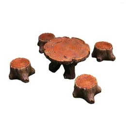 Decorazioni da giardino 5 pezzi di ceppo di albero fatato, sgabello e tavolo, set di ornamenti per mobili per accessori per case delle bambole, micro ornamenti in miniatura