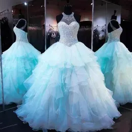 2020 Luxury Organza Ball Gown Quinceanera Dresses Ruffles Pärlor Pärlor Bodice Lace Up 16 Sweet Prom -klänningar319j