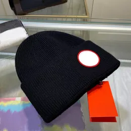 Tasarımcı Hats Erkek ve Kadınlar Beanie Sonbahar/Kış Termal Örgü Şapkalar Mektup Jacquard Unisex Sıcak Kafatası Şapkası