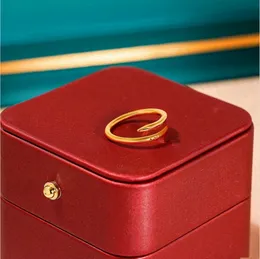 Lüks Klasik Tırnak Ring Tasarımcı Halkası Moda Unisex Cuff Ring Çift Bilek Altın Yüzük Takı Sevgililer Günü Hediyesi