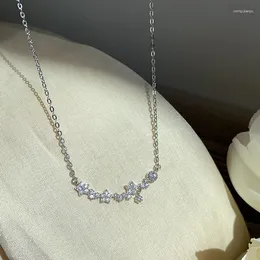 Smycken påsar syntetiska moissanite diamant zirkonstjärna halsband kvinnlig super flash floret clavicle kedja