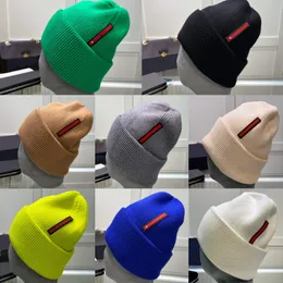 Cappello di design da uomo e da donna cappello senza tesa autunno e inverno caldo cappello lavorato a maglia pura lana calda coppia cappello lavorato a maglia regalo