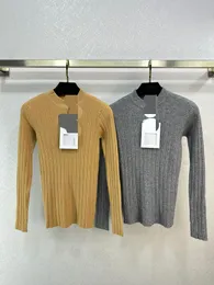 905 2023 Autumn Märke samma stil tröja långärmad besättning hals grå khaki pullover svart vit mode kvinnor kläder hög kvalitet kvinnor c720weila