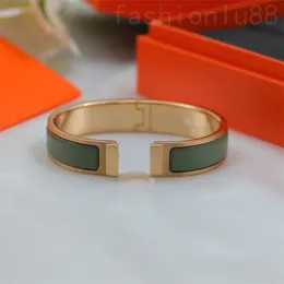 Bransoletka Bangle Para Bransoletka dla mężczyzny Projektant Formalne Walentynki S Prezenty Lady Luksusowe biżuterię Projektant Klucz Bracelets popularne ZB003