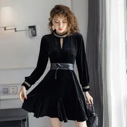 Casual Dresses Large Size Half Turtleneck Black Velvet Dress Women Mini A Line Fall Vintage Winter Bandage Woman Abiti Donna
