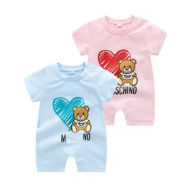 Одежда для новорожденных девочек, одежда с короткими рукавами для младенцев, летний комбинезон с рисунком медведя для маленьких мальчиков, наряд A01