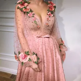 2023 Blush Pink Percls Prom Dress مع الأكمام الطويلة V-Neck 3D Flowers Flowers Glitter Tulle A-Line Party Party Ar172i