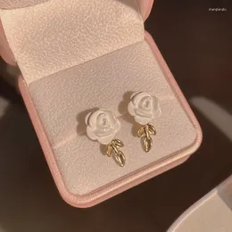 Orecchini a bottone colorati L in argento sterling 925 eleganti e squisiti a forma di camelia bianca per le donne, ragazza, regalo di gioielleria coreana