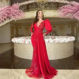 Bezaubernde rote Spitze Abendkleider 2024 Puffy Long Sleeves Mermaid Sheer O Neck Dubai Formale Frauen Prom Kleider Met Gala