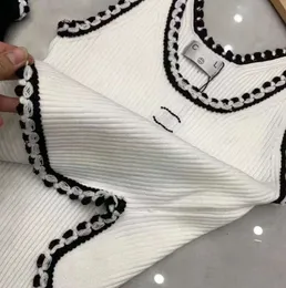 Débardeurs pour femmes Gilet sans manches Deux broderies imprimées par la lettre C par le créateur de marque T-shirts Vêtements pour femmes Pull à la mode Sexy Ladies Beach Tops pour les vacances 55