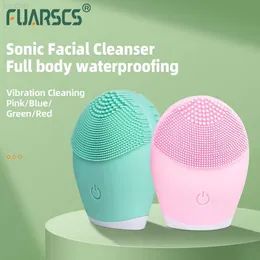 Elektriska ansiktskrubber Electric Silicone Face Cleanser Vibration Sonic Face Skin Massager Skin Ta bort Blackhead Ultraljud Deep Pore Cleaning Device L230920