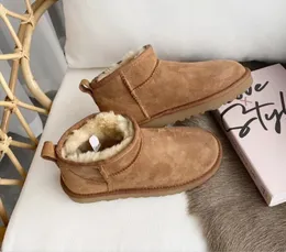 Hot Woman Ultra Mini Snow Boots V Montage Casual Shoes Soft Comfort Sheepskin Keep Warm Boots With Card Dustbag Beautiful Presents