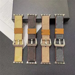 Top Designer Watchbands Strap para Apple Watch Band 44 42 45 38 40 41 49 mm iwatch 8 7 6 5 4 3 2 bandas para homem e mulher couro genuíno flor carta impressão tiras 56832
