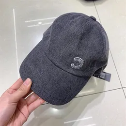 Designer Denim Baseball Caps for Women 2022 Spring New Ladies Cow Ponytail Sports Golf Cap Outdoor Peaked Sun Hat Hip Hop Sport Bo2234