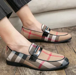 Erkekler Loafers Nefes alabilen erkek spor ayakkabılar gündelik vulkanize spor ayakkabılar erkek daireler sürüş ayakkabıları tuval ayakkabı