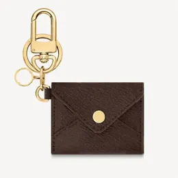 Designers Luxurys Wallet Keychain Keyring Fashion Purse Pendant Car Chain Charm Brown Old Flower M68863 Mini Bag Trinket Gifts Acc266n