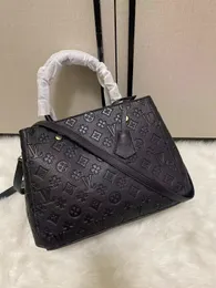 designer di lusso tote Borsa da donna fiore marrone Lettera di marca Goffratura Borse a tracolla in pelle nera Borsa louise Borsa a tracolla viuton