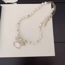 Mode klassische Doppelbuchstabe Diamant Anhänger Halskette Kanal Designer Frauen Halsband Neue Party Hochzeitsgeschenk Marke Perlenkette ccity Premium Schmuck ax45i