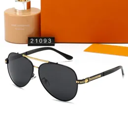 Gafas de sol de lujo calientes Lente polaroid Carta de diseñador para mujer Gafas para hombre Gafas de moda para mujeres Marco de anteojos Gafas de sol de metal vintage con caja LY21093