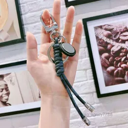 El yapımı deri anahtarlıklar 2024Luxury Tasarımcı Halat Anahtar Zincirleri Çanta Kolye Anahtarı Klasik Keys Toka Erkek Kadın Çanta Süsleri Yüksek Kaliteli Çanta Cazibesi