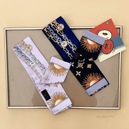 Marca de luxo lenços femininos designer bandana moda bolsa envoltório cachecol material seda alta qualidade tamanho 8*120cm lenço
