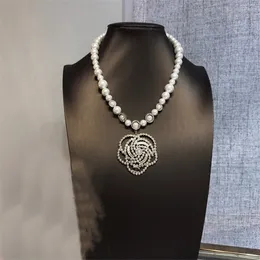 Женские осенне-зимние ожерелья с подвесками, роскошные дизайнерские ювелирные изделия ccity, женская длинная цепочка свитеров с жемчугом, золотое ожерелье с логотипом C 4488
