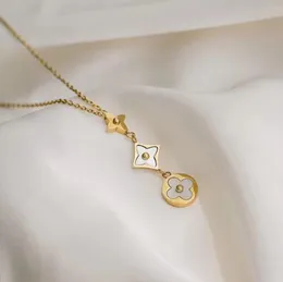 Kvinnor Luxury Brand Designer Double Letter Pendant Halsband Enkla 18K Gold Plated Crysatl Pearl Rhinestone Sweater Newklace Wedding