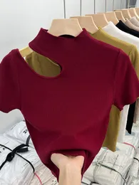 T-shirt da donna Moda manica corta Crop Top Camicia rossa T-shirt da donna Abbigliamento di base Estate Y2k Colore solido Abiti dolci e carini 2023