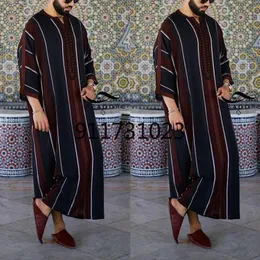 Etniska kläder 2022 Eid Ramadan klänning Muslimska modekläder man kaftan Loose Casual Abaya Men Modest Youth Robes Qamis Homme Isl3277