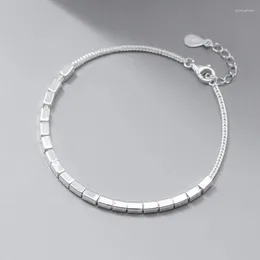 Link pulseiras geométrica quadrada ins pulseira feminina tricô suave sentido avançado versão coreana simples decoração de mão personalizada 2024