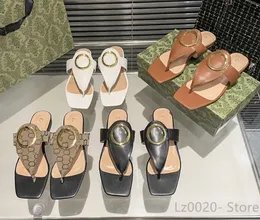العلامة التجارية للسيدات الإيطالية Sandals 2G Metal Buckle Designer Slippers Luxury Brand Anti Slip Heels Heels Designer New Women's Brand Shoes Beach Franringbone Slippers