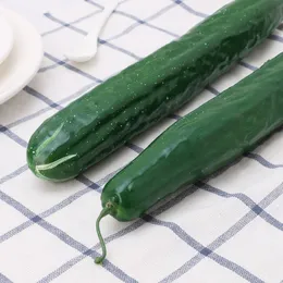 Outros suprimentos de festa de evento realista simulação de pepino artificial falso vegetal po adereços casa cozinha decoração crianças ensinando brinquedo 230918