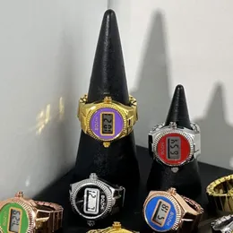 Armbanduhren Fingeruhr Mini Gummiband Legierung Paar Ring Uhren Retro Elektronische Digitale Frauen Männer Uhr Geschenke