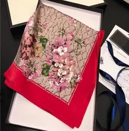 2021 Créateur de mode femme foulard en soie lettre bandeau marque petit foulard variable accessoires activité cadeau 3189748