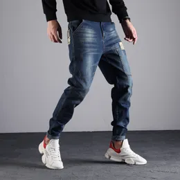 Jeans da uomo di grandi dimensioni elastico in vita da uomo casual stretch dritto Plus Size 44 48 pantaloni larghi in denim maschile larghi 8XL 7XL 5XL 6XL 230918