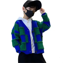 Pullover Children's Sweater Plaid mönster Autumn Winter Topps Korean Cardigan Soft Knit Varma ytterkläder för Teen Boys 514 Years kläder 230918