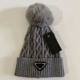 Beanie/Totenkopf-Kappen, Designer-Damen-Winter-Mützen, Hüte, Outdoor-Pelz-Pompoms, warme Mädchen-Kappe, Snapback-Frau, Pompon-Totenkopf-Kappen, Beanie, Fischerhut, Wolle, modischer Hut