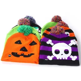 Halloween Hats Sweter Santa Elk dzianinowa czapka czapka z LED LED Cartoon Patteren Prezent Świąteczny dla dzieci Nowy Rok Materiały 230920