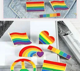 Bandiera Arcobaleno Cuore Spilla Pace e Amore Spille smaltate Borsa per vestiti Spilla Gay Lesbiche Pride Icona Distintivo Gioielli unisex Regalo3903254